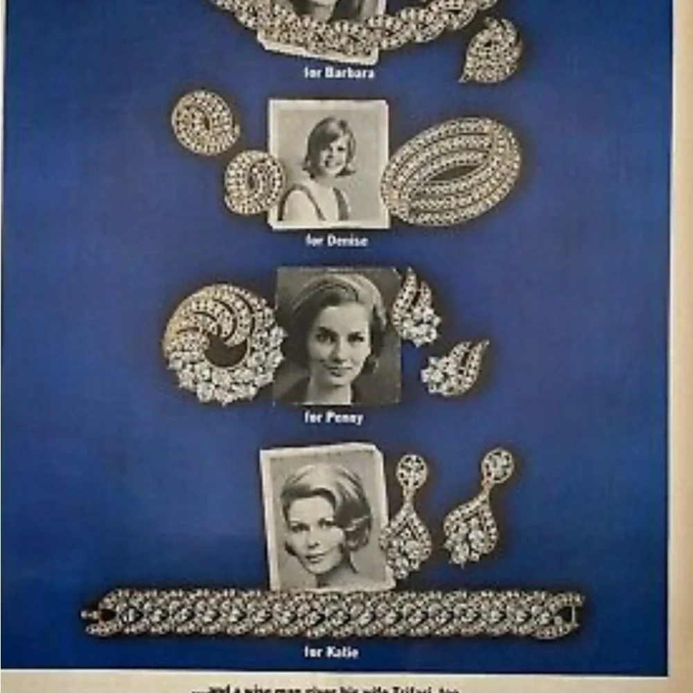 Vintage Trifari 1963 Cavalcade Montana Blue Brooch Earring Set